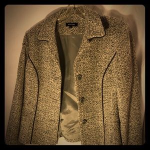 Mikane two piece gray tweed skirt suit, size 8